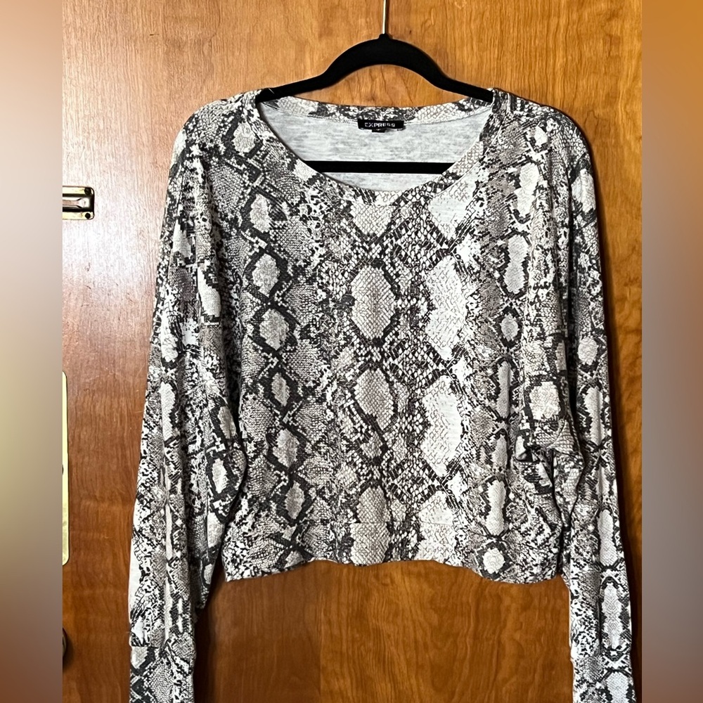 EXPRESS Snakeskin Print Sweatshirt (size S)